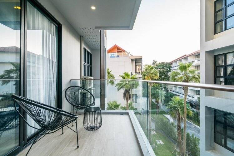 Palmyrah Surin. Brand new luxury condo.