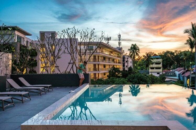 Palmyrah Surin - Brand new luxury condo C209