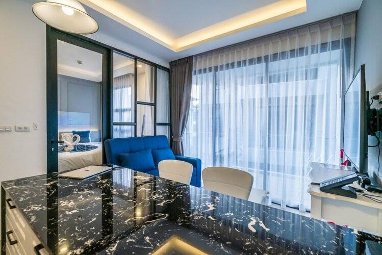 Palmyrah Surin - Brand new luxury condo C209