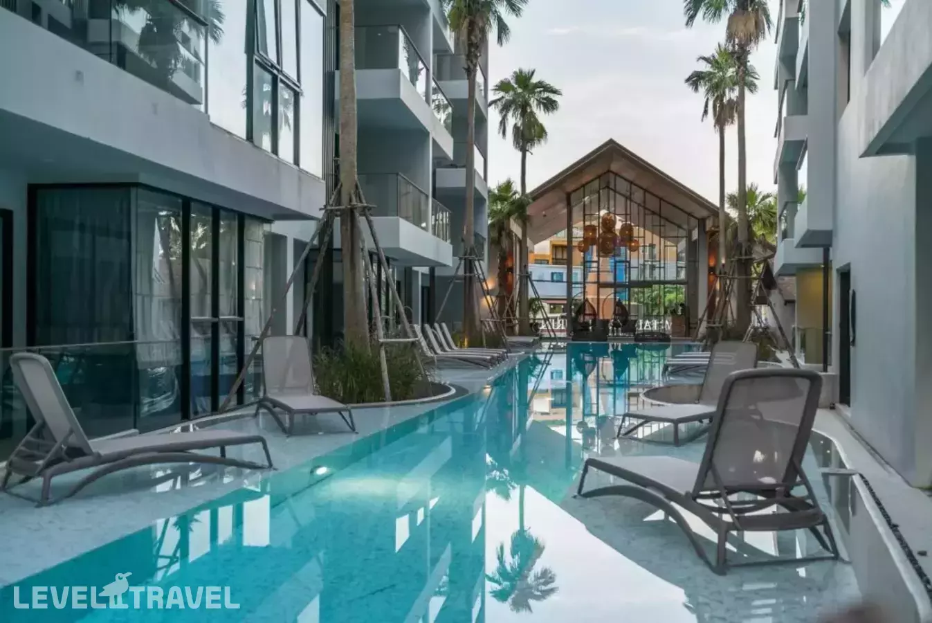 Palmyrah Surin - Modern condo near beach A306