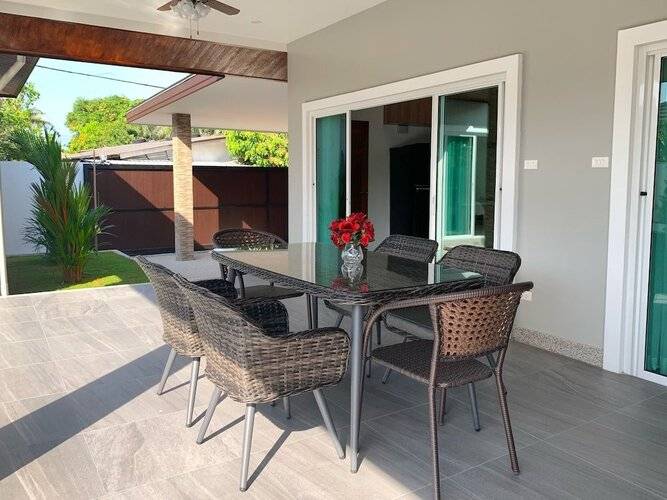 3 Bedroom Pool Villa near Beach & Laguna