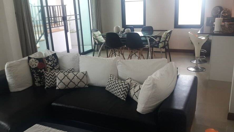 3 Bedroom Pool Villa near Beach & Laguna