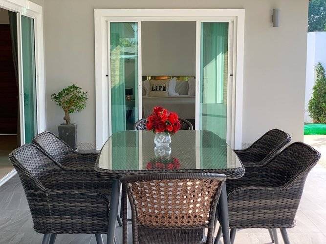 3 Bedroom Pool Villa near Beach & Laguna