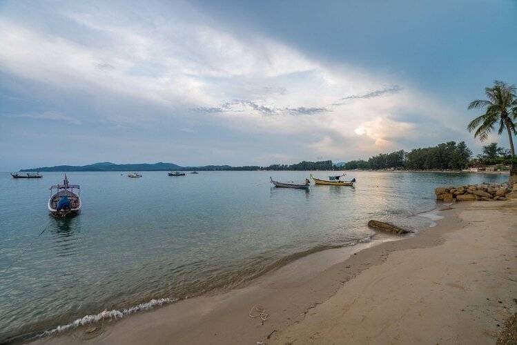 BangTao Beachfront by Lofty