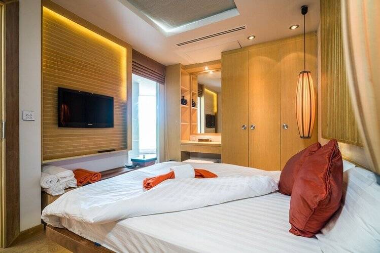 BangTao Beachfront by Lofty