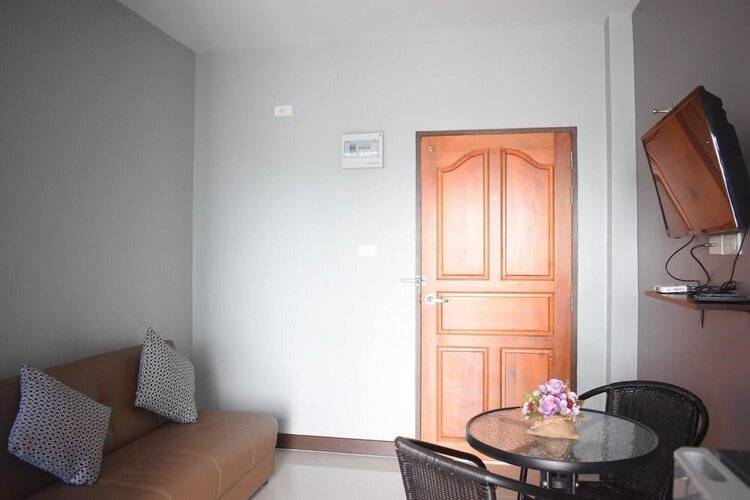 Isayarada Apartment
