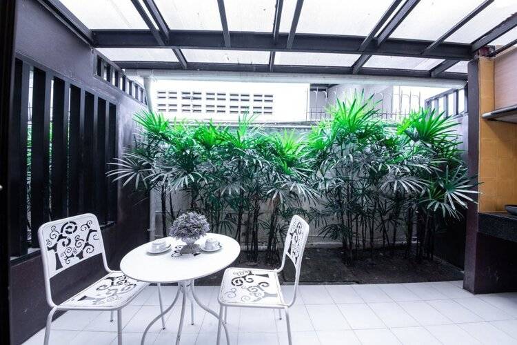 OYO 358 Rattana Residence Thalang