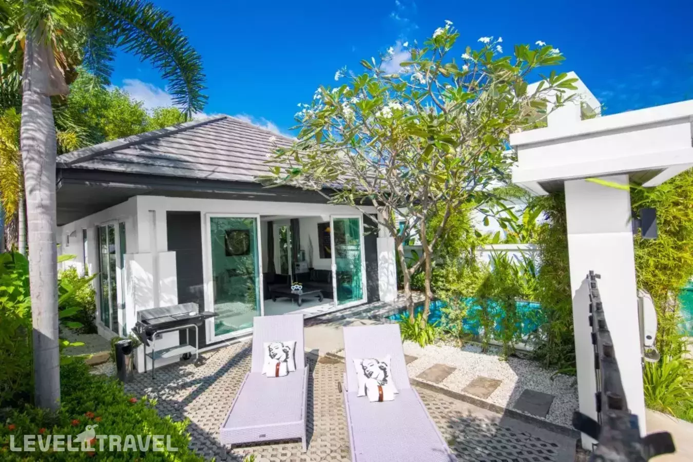 Colibri Pool Villa Pattaya