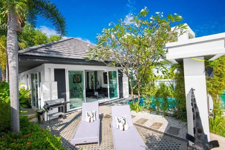 Colibri Pool Villa Pattaya