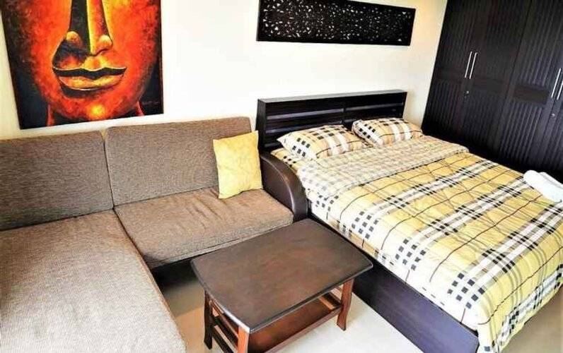 Corner Studio 47 sq m Apartment at Angket