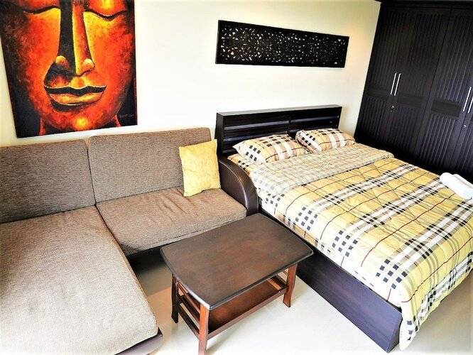Corner Studio 47 sq m Apartment at Angket