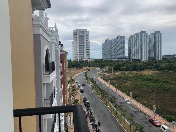 Espana Condo Resort Pattaya TLH
