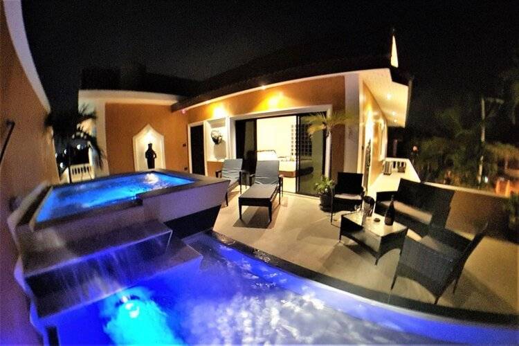 HIDELAND Luxury Villa Pattaya Walking Street 5 Bedrooms Private Pool