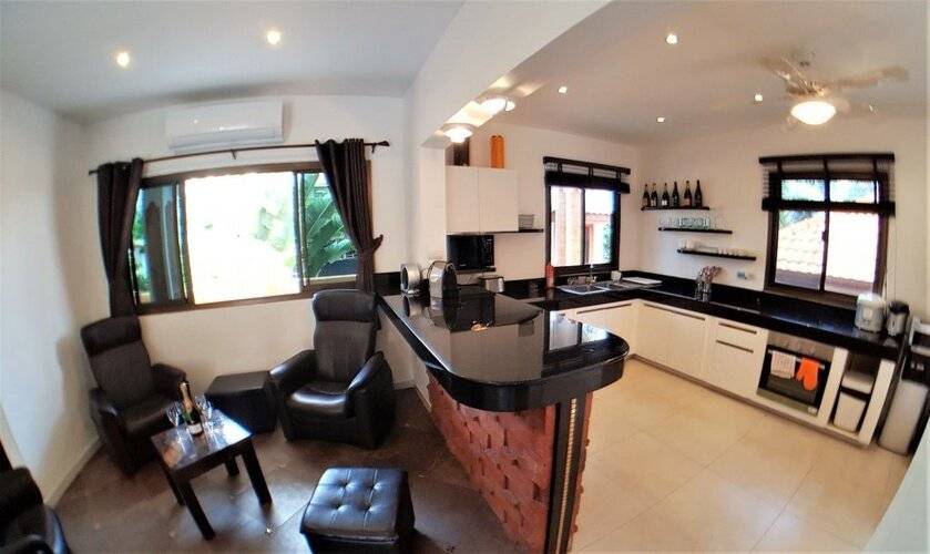 HIDELAND Luxury Villa Pattaya Walking Street 5 Bedrooms Private Pool