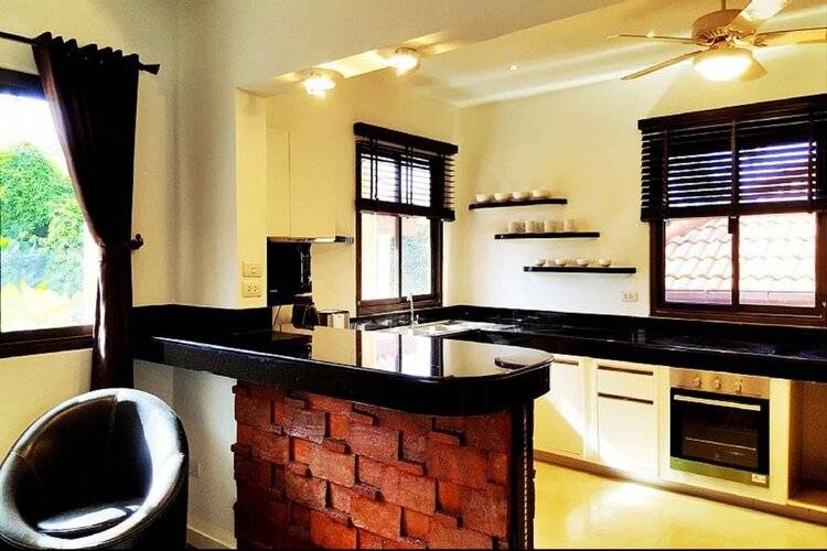 HIDELAND Luxury Villa Pattaya Walking Street 5 Bedrooms Private Pool