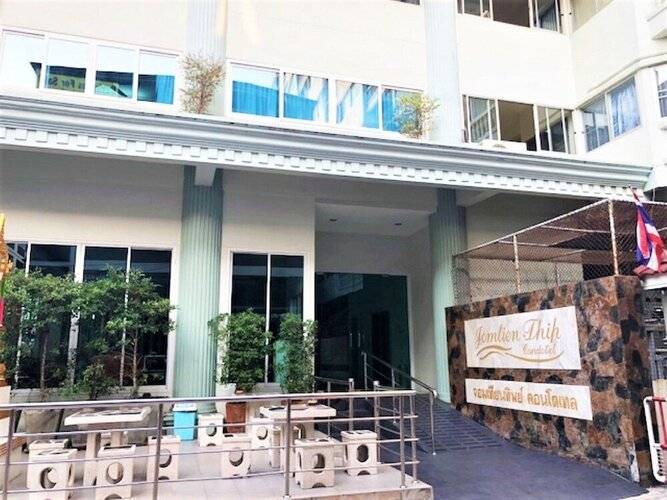 Thip Condotel Jomtien Studio Apartment on soi 7