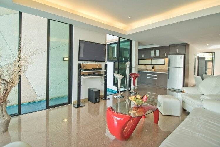 Tropicana Pool Villa