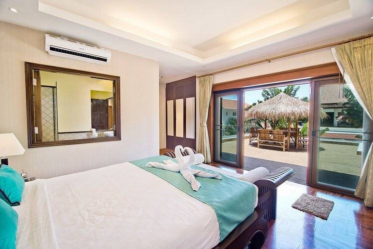 Tropicana Pool Villa