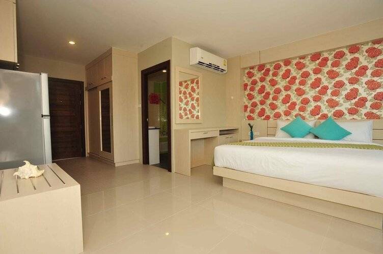Chalong Beach Front Residence