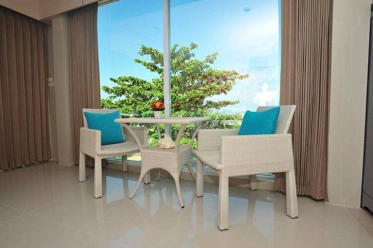 Chalong Beach Front Residence