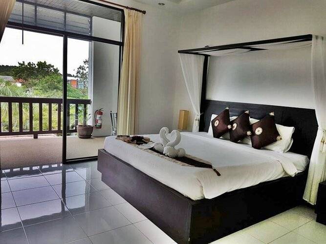 Monaburi Hotel