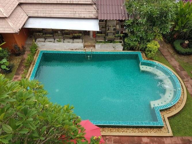 Monaburi Hotel