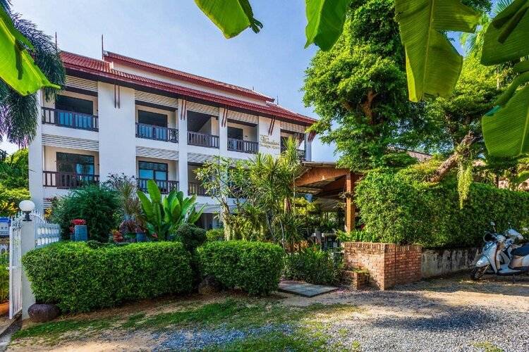 Monaburi Hotel