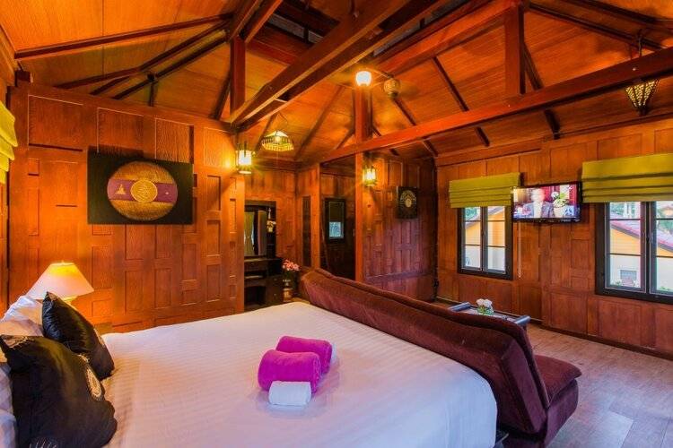 Peace Blue Naiharn Naturist Resort Phuket