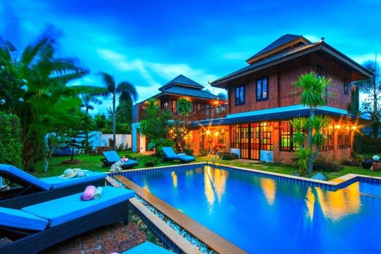 Peace Blue Naiharn Naturist Resort Phuket