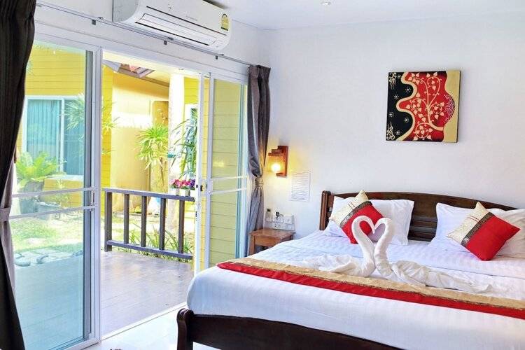 Peace Blue Naiharn Naturist Resort Phuket