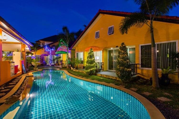 Peace Blue Naiharn Naturist Resort Phuket