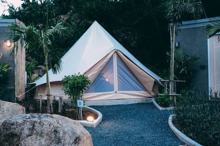 Roost Glamping
