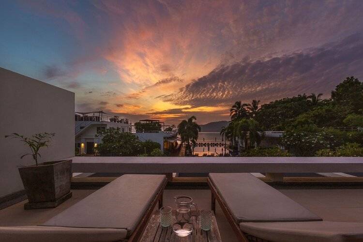 Serenity Grand Seaview Suite