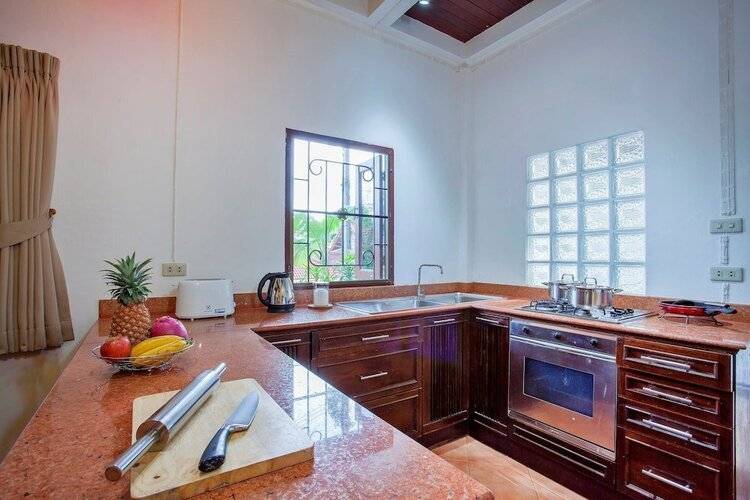 Unique Thai Style 4br Pool Villa Nikkie