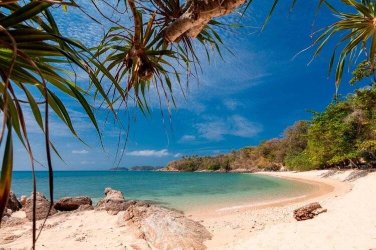Baan Khunying – Secluded Phuket Beachfront Villa - SHA Certified