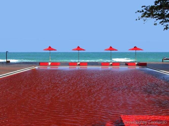 The Secret Pool Villas By The Library