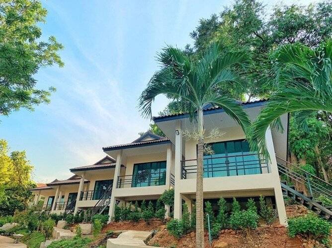 Naiya Beach Bungalow