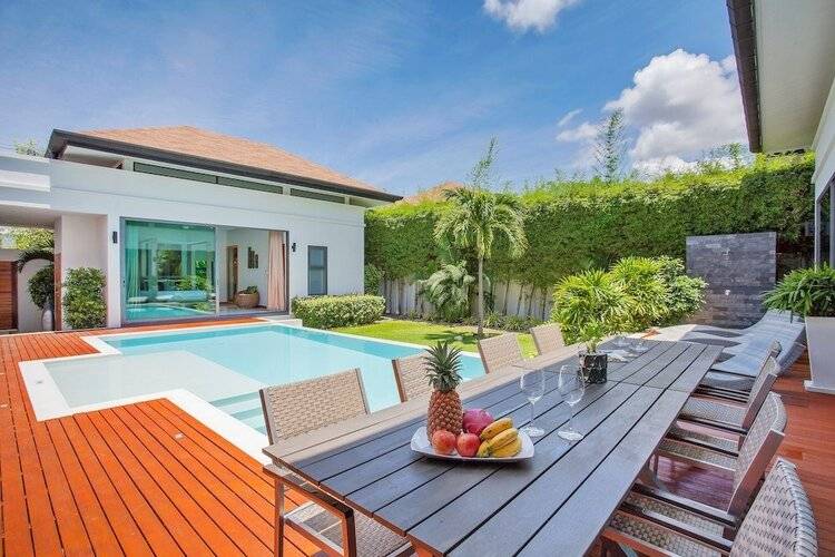 Villa Tangerine