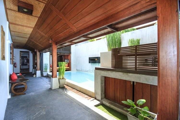 Pao Jin Poon Beach Front Villa