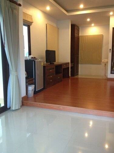 Poolsawat Villa