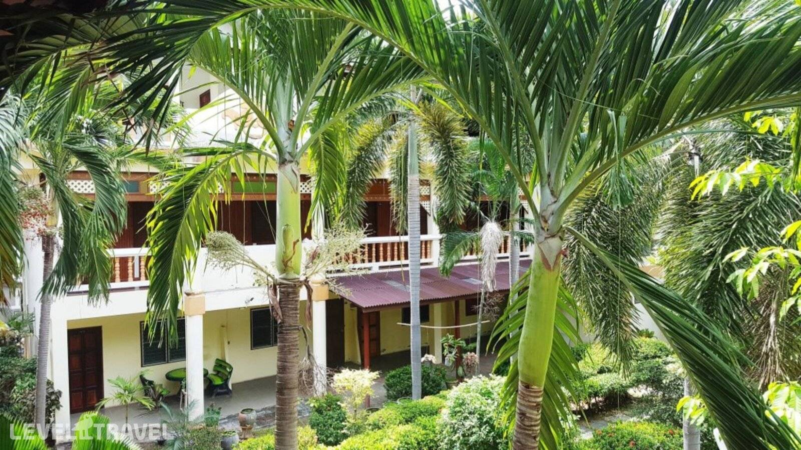 Отель Rattana Guesthouse & Bungalow — Чавенг Бич, Таиланд