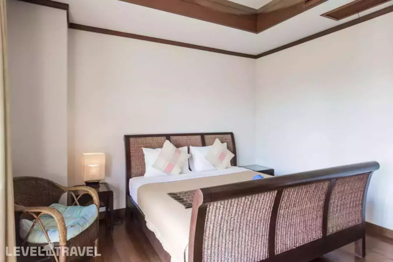 4 BR Seaview Walk to Beach TG48