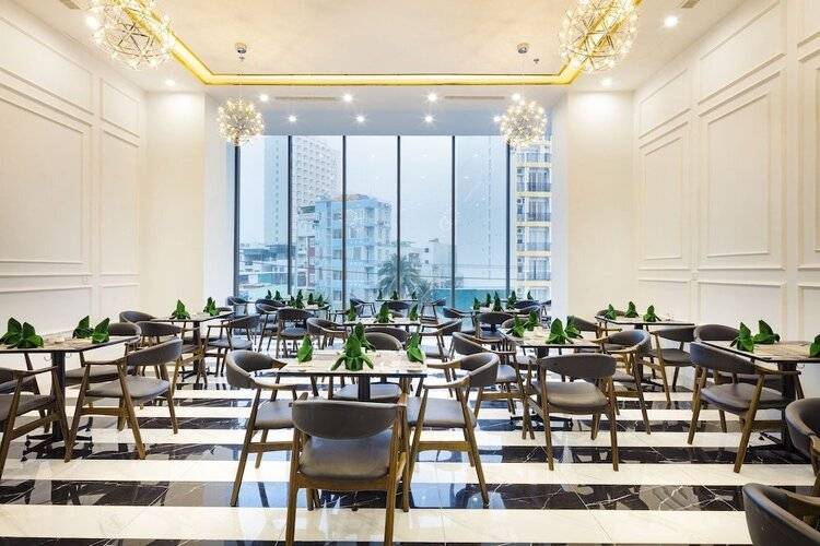 Crown Hotel Nha Trang