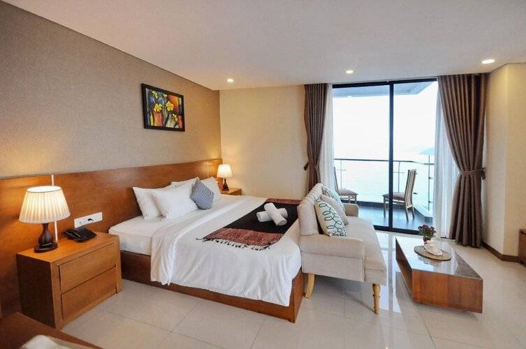 Holi Beach Apartments