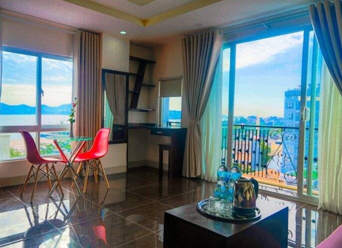 Melyna Hotel