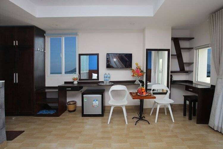 Melyna Hotel
