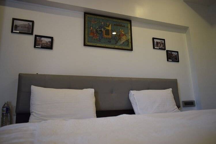 Athi Resorts