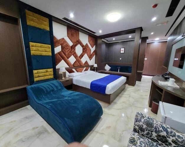 Camphor Hotel