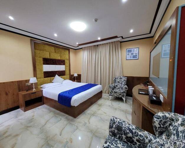 Camphor Hotel