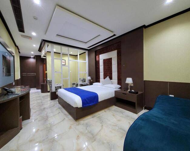 Camphor Hotel
